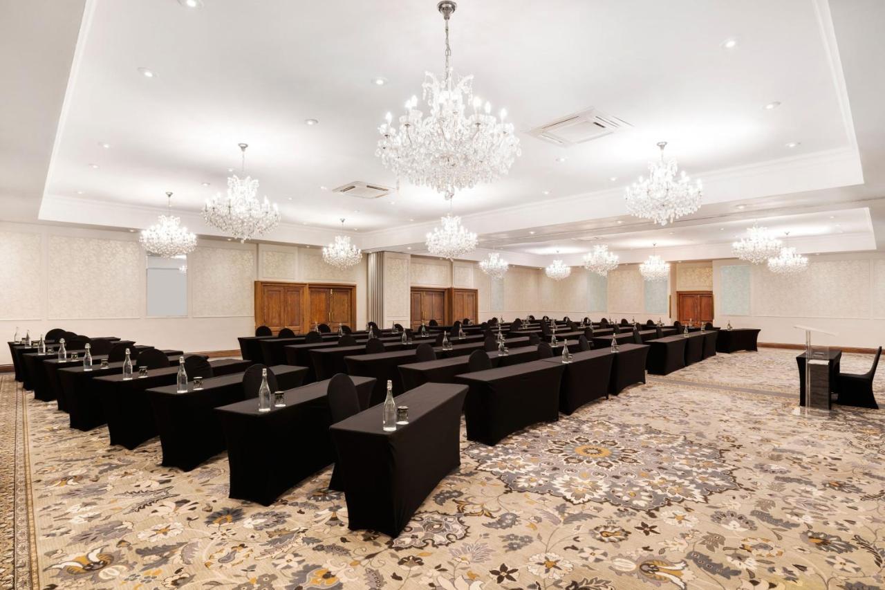 Protea Hotel By Marriott Johannesburg Balalaika Sandton Ngoại thất bức ảnh