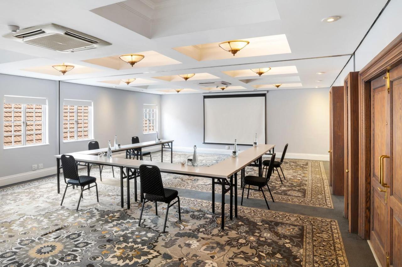 Protea Hotel By Marriott Johannesburg Balalaika Sandton Ngoại thất bức ảnh