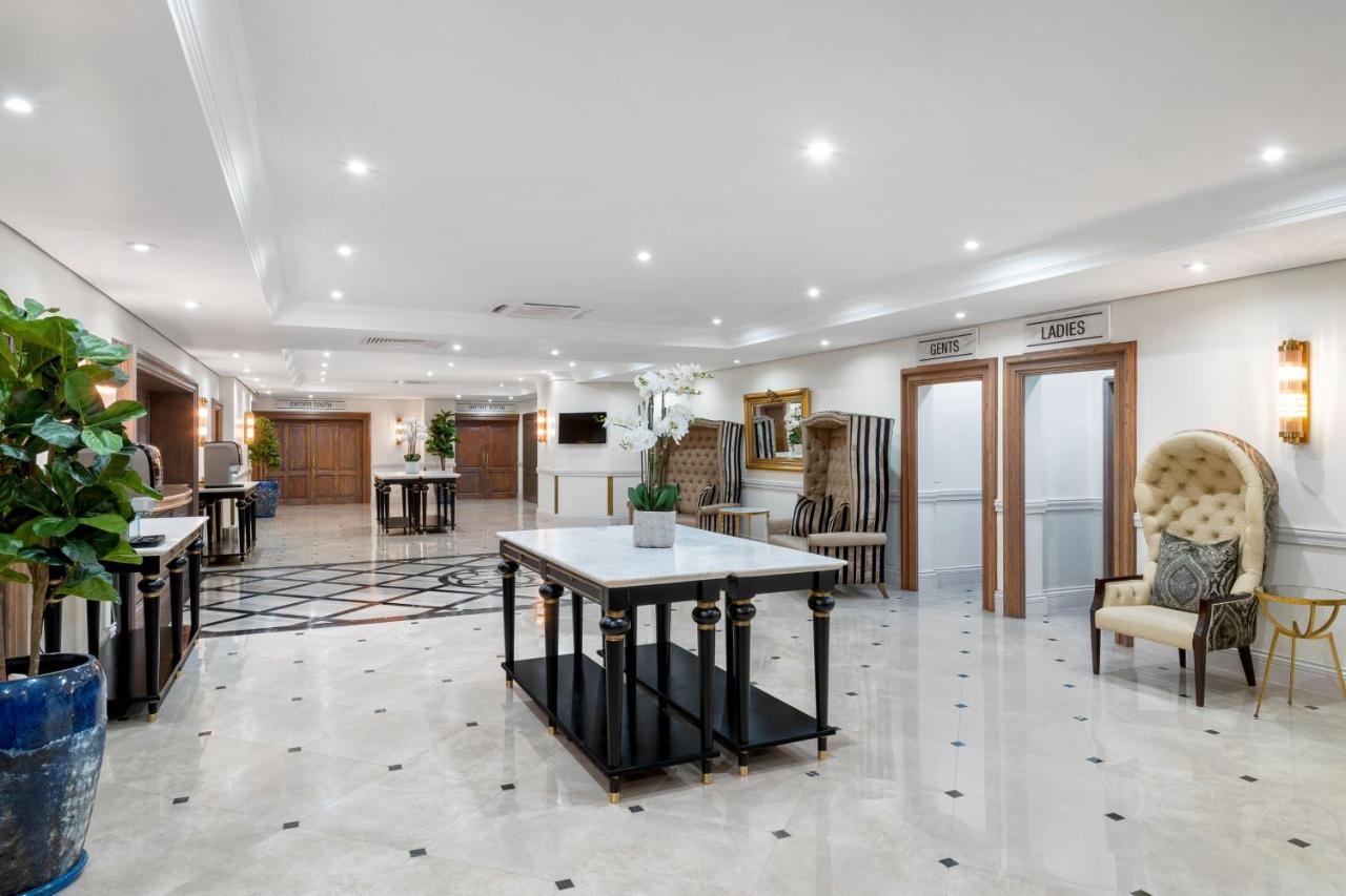 Protea Hotel By Marriott Johannesburg Balalaika Sandton Ngoại thất bức ảnh