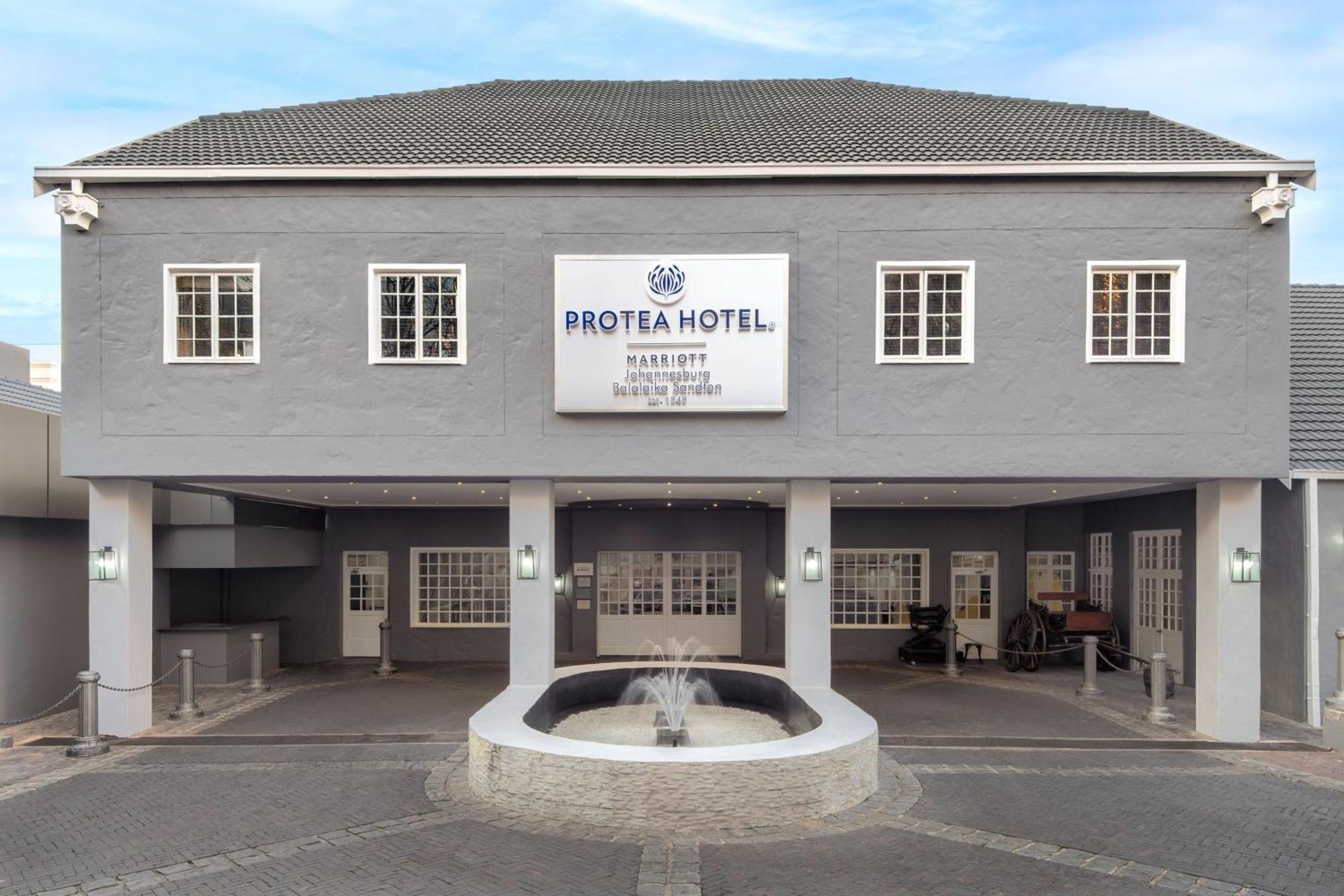 Protea Hotel By Marriott Johannesburg Balalaika Sandton Ngoại thất bức ảnh