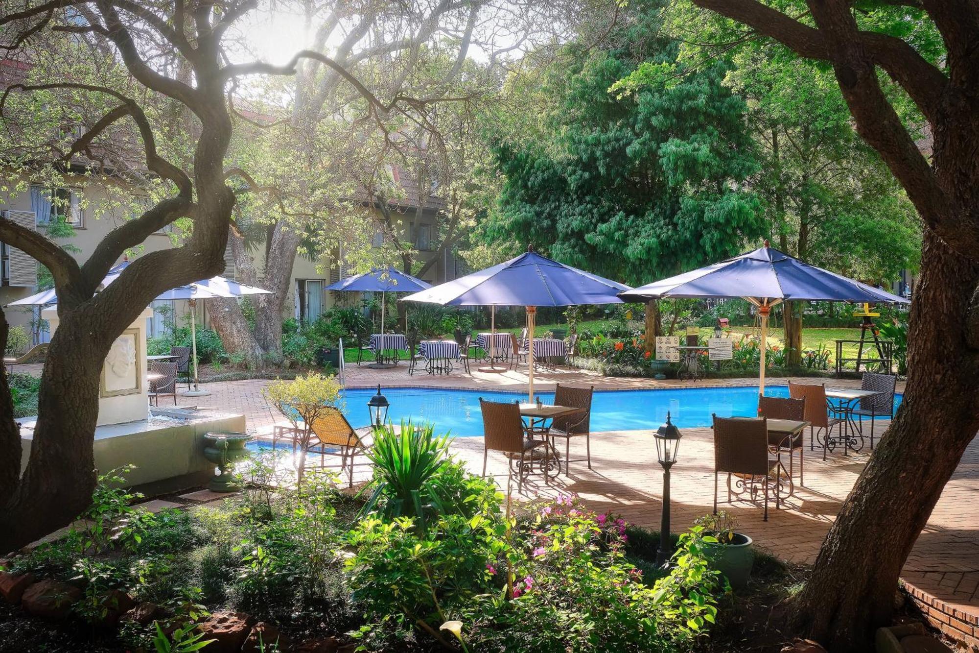Protea Hotel By Marriott Johannesburg Balalaika Sandton Ngoại thất bức ảnh